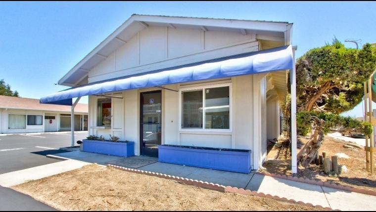 Coastal Valley Inn - Monterey Кастровилл Экстерьер фото